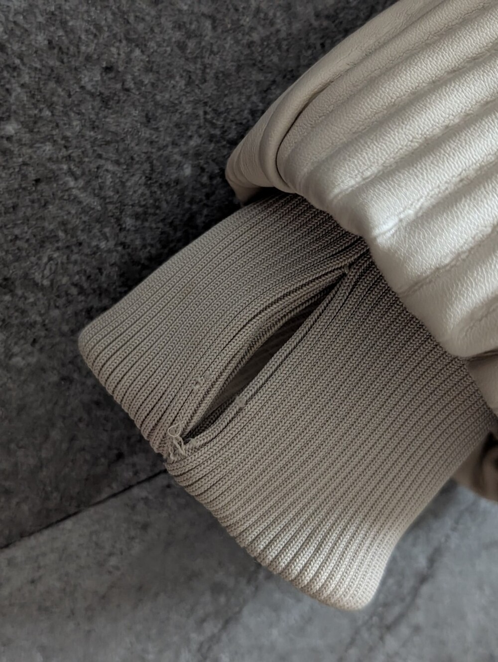 Maniere De Voir Ribbed Vegan Leather Puffer Jacket - Picture 5 of 5